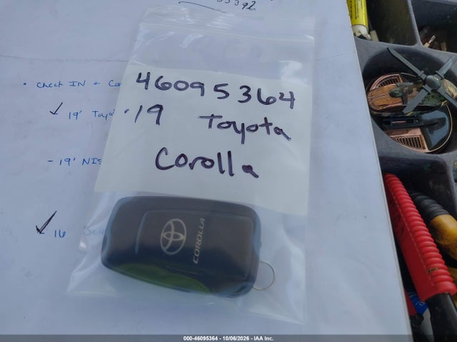 Продажа на аукционе авто 2019 Toyota Corolla Se, vin: JTNK4RBE1K3034634, номер лота: 46095364