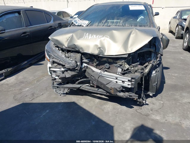 Продажа на аукционе авто 2019 Toyota Corolla Se, vin: JTNK4RBE1K3034634, номер лота: 46095364