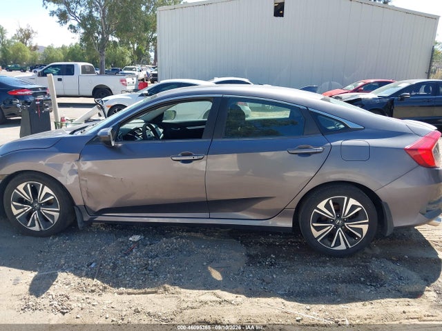 46095365 :رقم المزاد ، 2HGFC1F36HH633779 vin ، 2017 Honda Civic Ex-t مزاد بيع