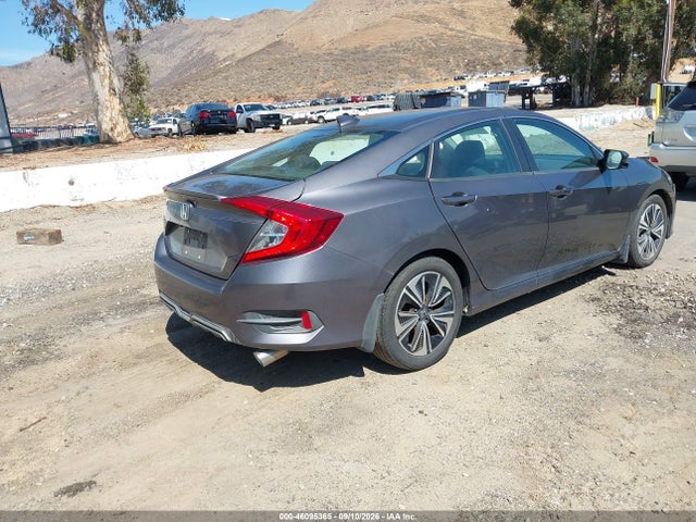 46095365 :رقم المزاد ، 2HGFC1F36HH633779 vin ، 2017 Honda Civic Ex-t مزاد بيع