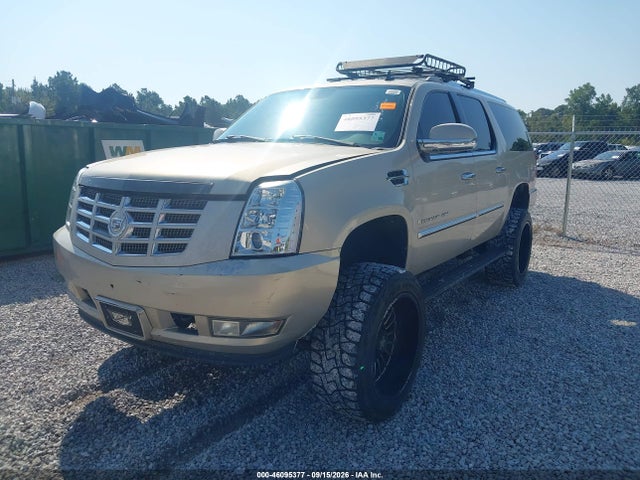 46095377 :رقم المزاد ، 1GYFK66838R171282 vin ، 2008 Cadillac Escalade Esv Standard مزاد بيع