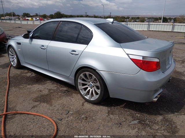 46095380 :رقم المزاد ، WBSNB93566CX06255 vin ، 2006 Bmw M5 مزاد بيع