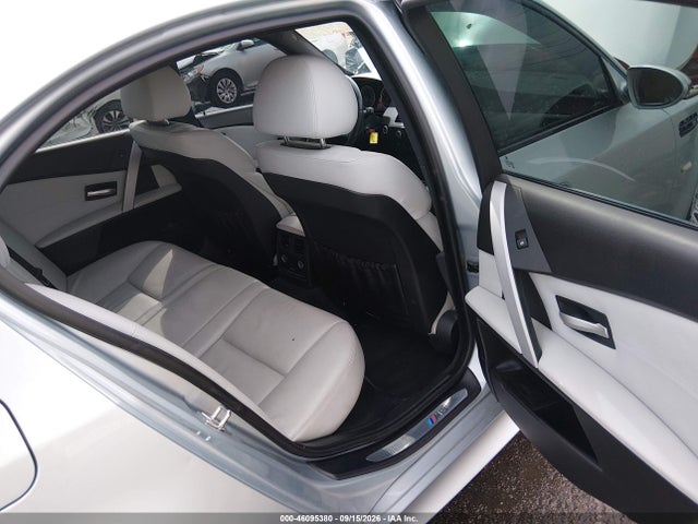 46095380 :رقم المزاد ، WBSNB93566CX06255 vin ، 2006 Bmw M5 مزاد بيع