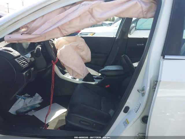 1HGCR2F57FA226803 Honda Accord Sport