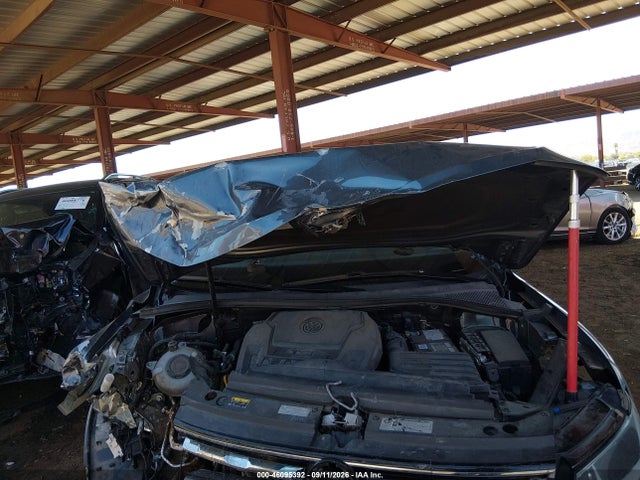 46095392 :رقم المزاد ، 3VV3B7AXXJM161421 vin ، 2018 Volkswagen Tiguan 2.0t Se/2.0t Sel مزاد بيع