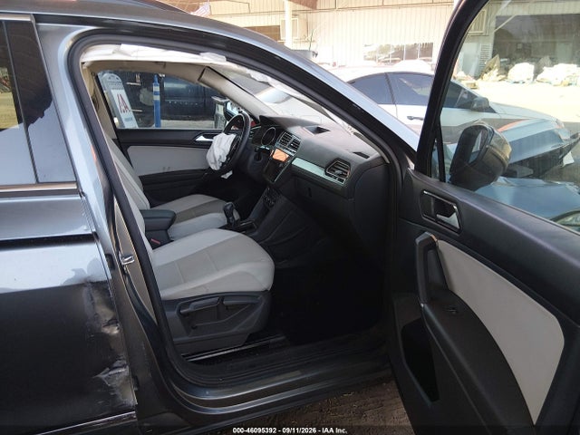 46095392 :رقم المزاد ، 3VV3B7AXXJM161421 vin ، 2018 Volkswagen Tiguan 2.0t Se/2.0t Sel مزاد بيع