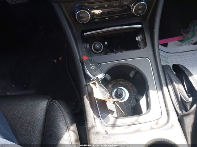 WDCTG4EB6LU028452 Mercedes-Benz GLA 250