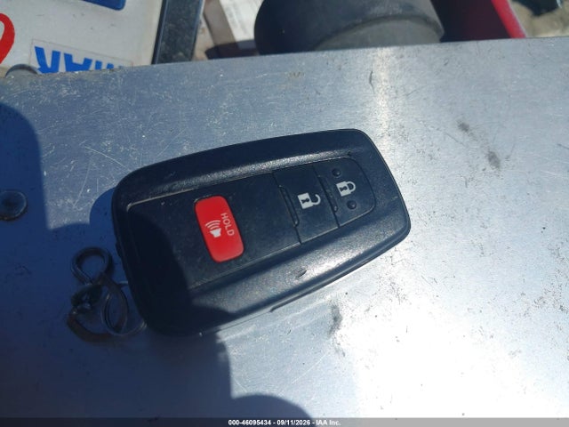 Toyota Prius Two 2017 JTDKBRFU5H3549446 Image 11