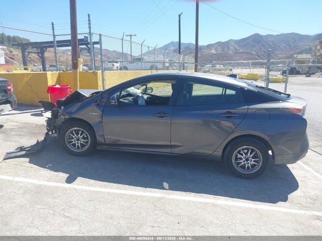 Toyota Prius Two 2017 JTDKBRFU5H3549446 Image 16