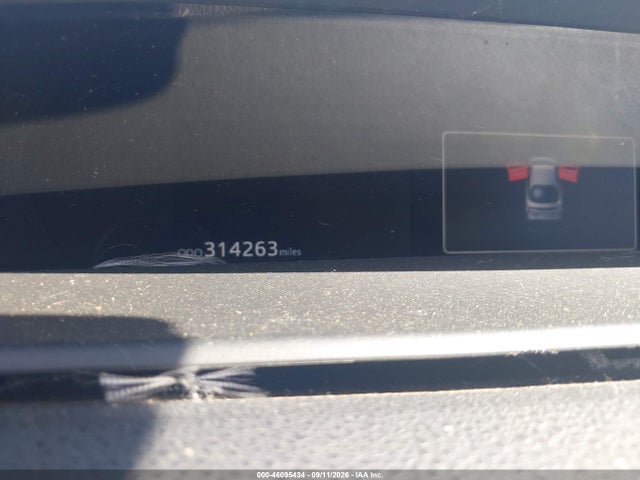 Toyota Prius Two 2017 JTDKBRFU5H3549446 Image 17