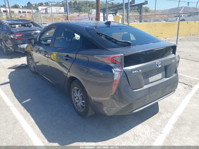 Toyota Prius Two 2017 JTDKBRFU5H3549446 Image 3
