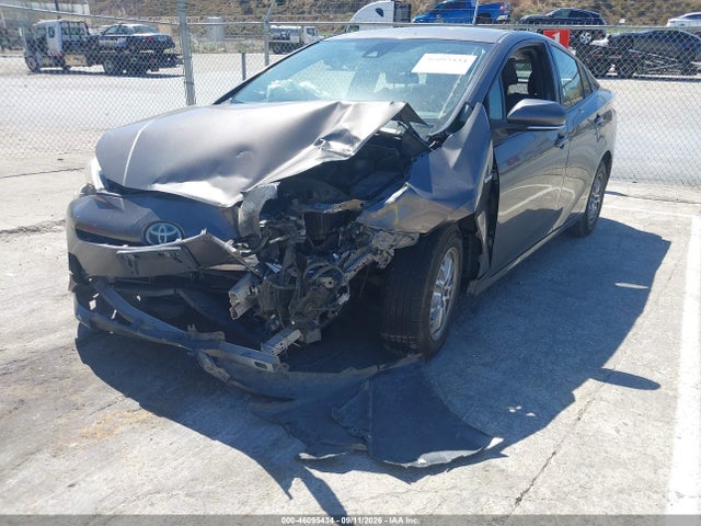 Toyota Prius Two 2017 JTDKBRFU5H3549446 Image 6