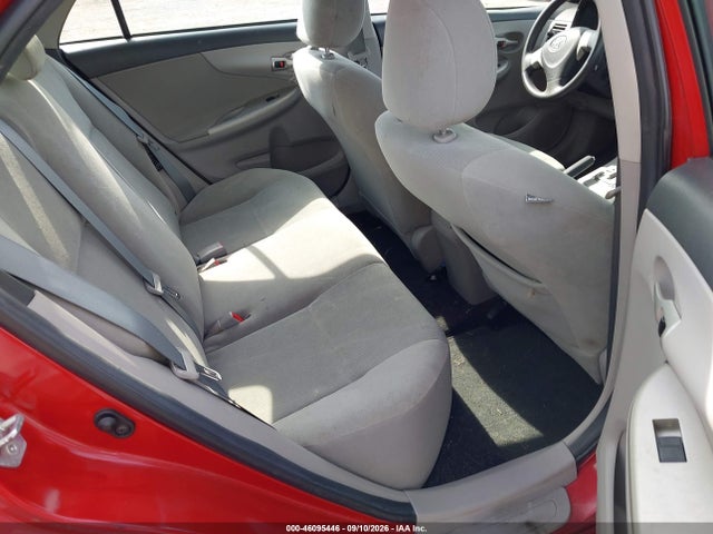 46095446 :رقم المزاد ، 2T1BU4EE3CC916030 vin ، 2012 Toyota Corolla Le مزاد بيع