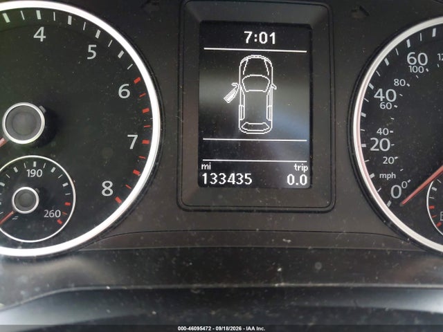 Продажа на аукционе авто 2015 Volkswagen Tiguan Se, vin: WVGBV7AX3FW504042, номер лота: 46095472