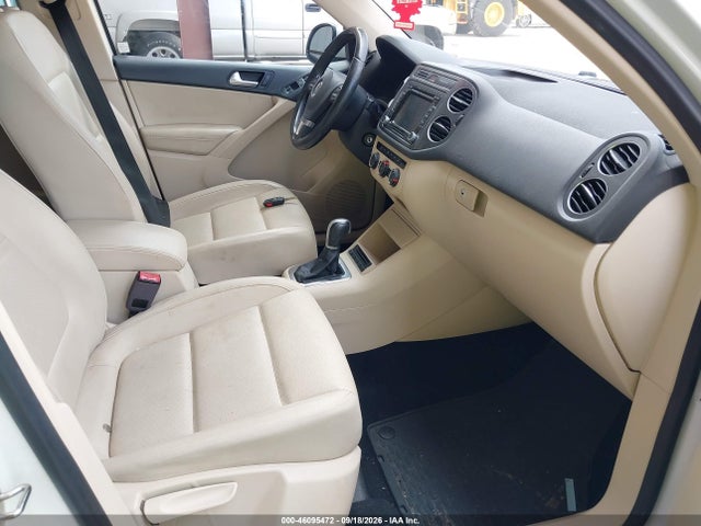 Продажа на аукционе авто 2015 Volkswagen Tiguan Se, vin: WVGBV7AX3FW504042, номер лота: 46095472