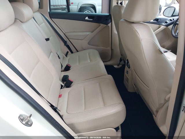Продажа на аукционе авто 2015 Volkswagen Tiguan Se, vin: WVGBV7AX3FW504042, номер лота: 46095472