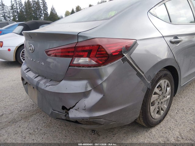 Hyundai ELANTRA SE 2019 5NPD74LF9KH463751 Image 18