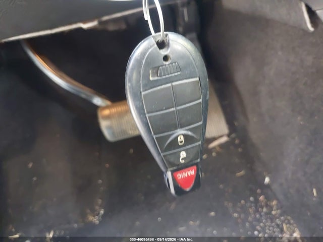 46095498 :رقم المزاد ، 1J4RS4GG2BC591682 vin ، 2011 Jeep Grand Cherokee Laredo مزاد بيع