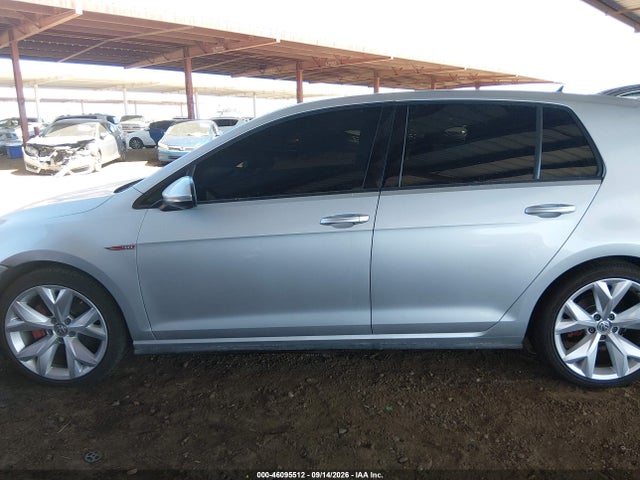 2015 Volkswagen Golf Gti 2.0t S 4-door მანქანა იყიდება აუქციონზე, vin: 3VW4T7AU2FM079810, აუქციონის ნომერი: 46095512