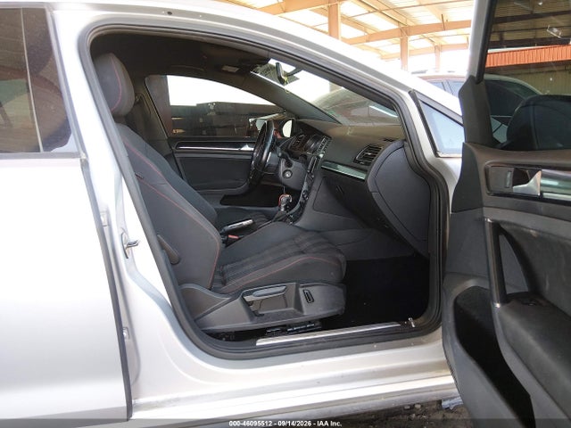 2015 Volkswagen Golf Gti 2.0t S 4-door მანქანა იყიდება აუქციონზე, vin: 3VW4T7AU2FM079810, აუქციონის ნომერი: 46095512