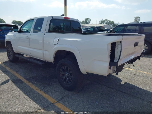 2021 Toyota Tacoma Sr5 V6 მანქანა იყიდება აუქციონზე, vin: 3TYRZ5CN0MT009970, აუქციონის ნომერი: 46095516