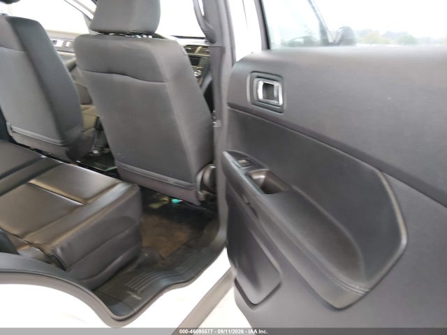 Ford Police Interceptor Utility 2018 1FM5K8ARXJGC19273 Image 8