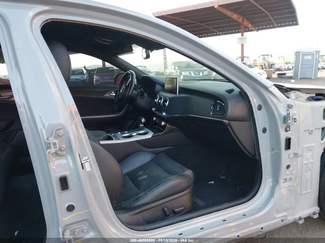 KIA Stinger Gt1 2018 KNAE45LC9J6019543 Image 5