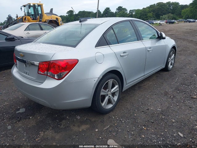 46095599 :رقم المزاد ، 1G1PE5SB5F7162114 vin ، 2015 Chevrolet Cruze 2lt Auto مزاد بيع