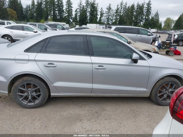 Продажа на аукционе авто 2017 Audi A3 2.0t Komfort, vin: WAUB8GFF7H1012008, номер лота: 46095622