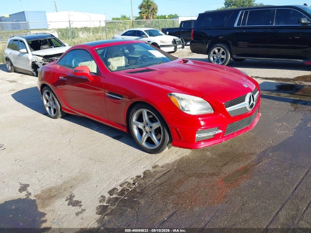 46095632 :رقم المزاد ، WDDPK4HA3DF058710 vin ، 2013 Mercedes-benz Slk 250 مزاد بيع