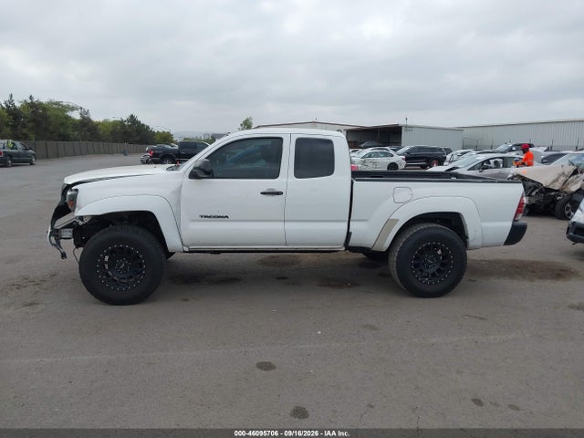 46095706 :رقم المزاد ، 5TFTX4GN5CX012755 vin ، 2012 Toyota Tacoma Prerunner مزاد بيع