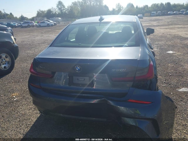 2022 Bmw 330i Xdrive მანქანა იყიდება აუქციონზე, vin: 3MW5R7J07N8C71926, აუქციონის ნომერი: 46095712