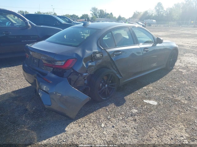 2022 Bmw 330i Xdrive მანქანა იყიდება აუქციონზე, vin: 3MW5R7J07N8C71926, აუქციონის ნომერი: 46095712