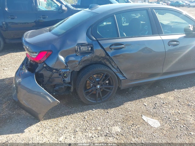 2022 Bmw 330i Xdrive მანქანა იყიდება აუქციონზე, vin: 3MW5R7J07N8C71926, აუქციონის ნომერი: 46095712