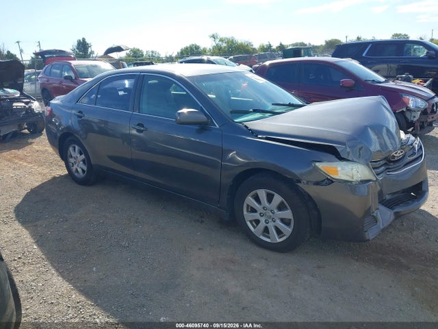 46095740 :رقم المزاد ، 4T4BF3EK2BR160297 vin ، 2011 Toyota Camry Le مزاد بيع