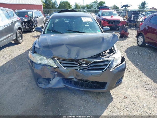 46095740 :رقم المزاد ، 4T4BF3EK2BR160297 vin ، 2011 Toyota Camry Le مزاد بيع