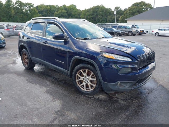 2015 Jeep Cherokee Latitude მანქანა იყიდება აუქციონზე, vin: 1C4PJLCB3FW721784, აუქციონის ნომერი: 46095764