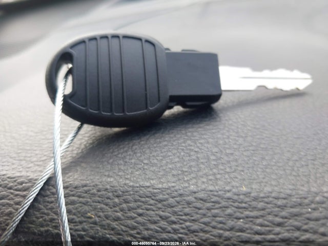 2015 Jeep Cherokee Latitude მანქანა იყიდება აუქციონზე, vin: 1C4PJLCB3FW721784, აუქციონის ნომერი: 46095764