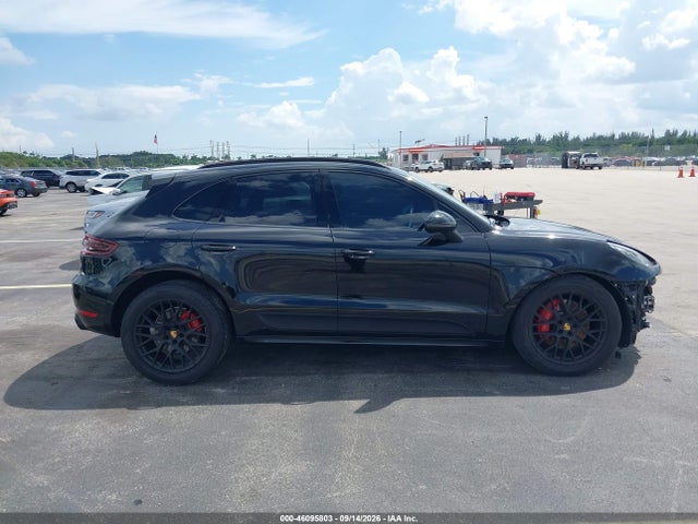 2017 Porsche Macan Gts მანქანა იყიდება აუქციონზე, vin: WP1AG2A53HLB51042, აუქციონის ნომერი: 46095803