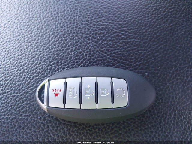 2017 Nissan Titan Sv მანქანა იყიდება აუქციონზე, vin: 1N6AA1C65HN566433, აუქციონის ნომერი: 46095835