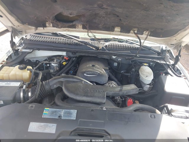 46095838 :رقم المزاد ، 1GNEC13Z23R163334 vin ، 2003 Chevrolet Tahoe C1500 مزاد بيع