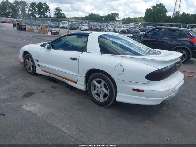 2002 Pontiac Firebird მანქანა იყიდება აუქციონზე, vin: 2G2FS22K522165238, აუქციონის ნომერი: 46095849