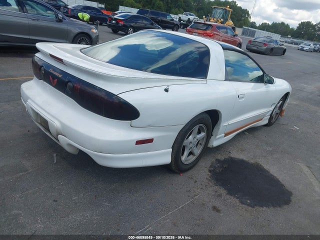 2002 Pontiac Firebird მანქანა იყიდება აუქციონზე, vin: 2G2FS22K522165238, აუქციონის ნომერი: 46095849