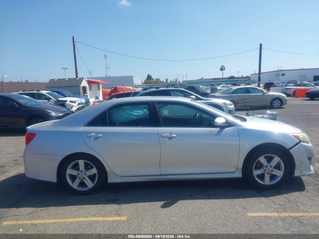 2014 Toyota Camry Se მანქანა იყიდება აუქციონზე, vin: 4T1BF1FKXEU784821, აუქციონის ნომერი: 46095860