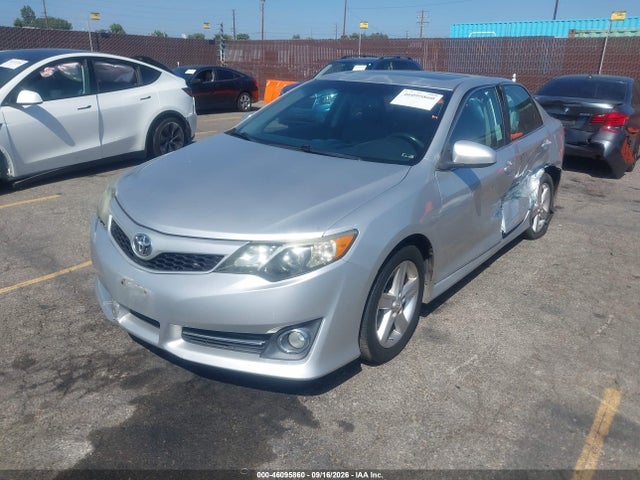 2014 Toyota Camry Se მანქანა იყიდება აუქციონზე, vin: 4T1BF1FKXEU784821, აუქციონის ნომერი: 46095860