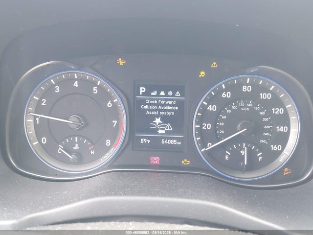 46095862 :رقم المزاد ، KM8K1CAA1KU199985 vin ، 2019 Hyundai Kona Se مزاد بيع