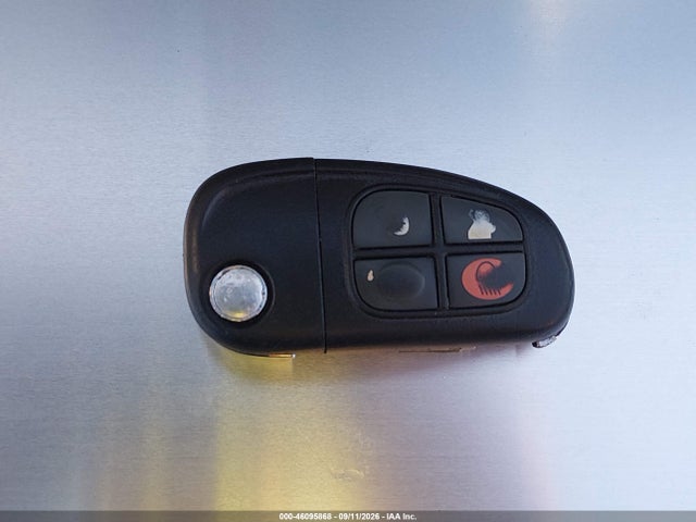 2004 Jaguar S-type 3.0l V6 მანქანა იყიდება აუქციონზე, vin: SAJEA01T64FN05380, აუქციონის ნომერი: 46095868