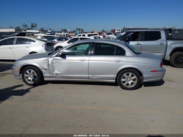 2004 Jaguar S-type 3.0l V6 მანქანა იყიდება აუქციონზე, vin: SAJEA01T64FN05380, აუქციონის ნომერი: 46095868