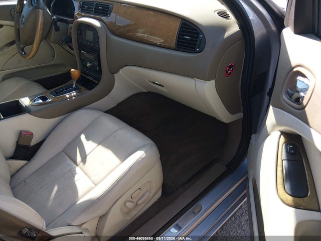 2004 Jaguar S-type 3.0l V6 მანქანა იყიდება აუქციონზე, vin: SAJEA01T64FN05380, აუქციონის ნომერი: 46095868