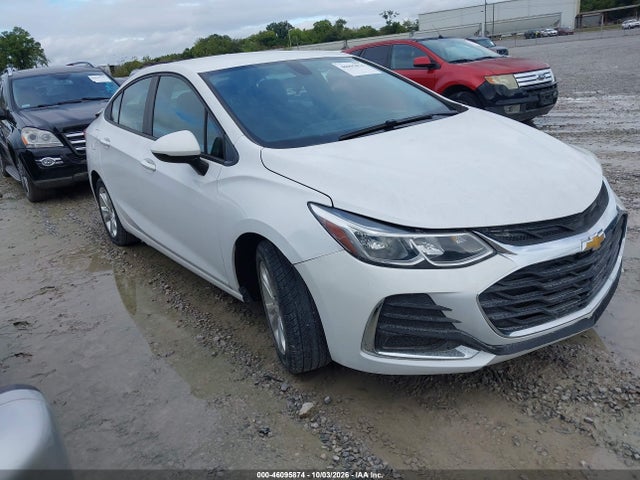 Продажа на аукционе авто 2019 Chevrolet Cruze Ls, vin: 1G1BC5SM8K7152804, номер лота: 46095874